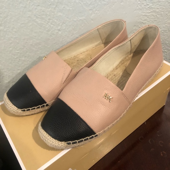 MICHEAL KORS ESPADRILLES - Picture 2 of 8